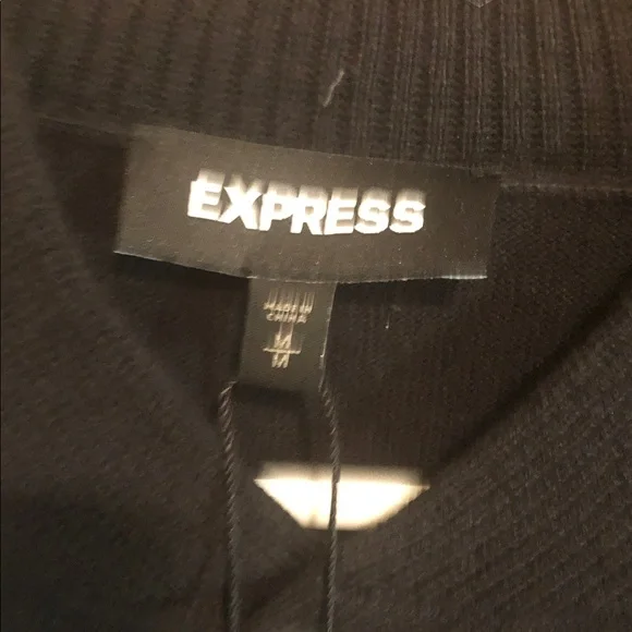 🆕Express Men's Crewneck Sweater in Black - Picture 2 of 3